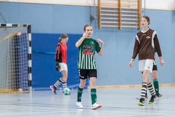Bild 598 - C-Juniorinnen 2 Loewinnen Cup